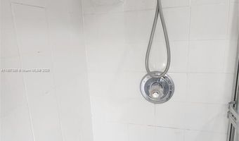 1020 94th St 301, Bay Harbor Islands, FL 33154