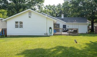 531 Charoak Dr, Ballwin, MO 63021