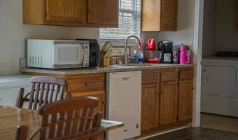 238 S Edmondson St, Albertville, AL 35950