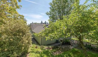 2533 W Thornton Lake Dr NW, Albany, OR 97321