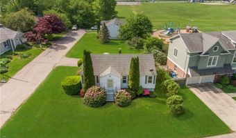 175 Kay St, Newport, RI 02840
