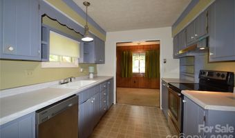 184 Laurel Rd, Arden, NC 28704