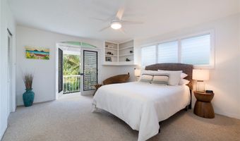 1276 Mokulua Dr, Kailua, HI 96734