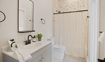 102 S Ocean Ave, Atlantic City, NJ 08401