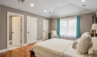 75 Bowlby St, Andover, NJ 07801