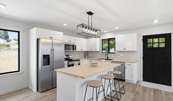 805 Ward St, Ava, MO 65608