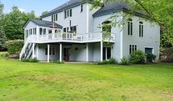 9 Hubbard Rd, Amherst, NH 03031