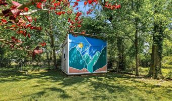 804 NW B St, Bentonville, AR 72712