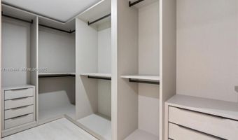 10281 W Bay Harbor Dr 505, Bay Harbor Islands, FL 33154