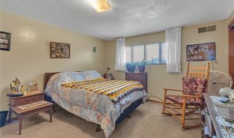 2404 Calvert St, Aliquippa, PA 15001