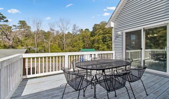 104 Summer Salt Ln, Carolina Beach, NC 28428