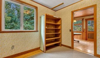 44072 Anderson Ln, Astoria, OR 97103