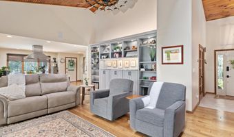 417 MALLARD Dr, Basye, VA 22810