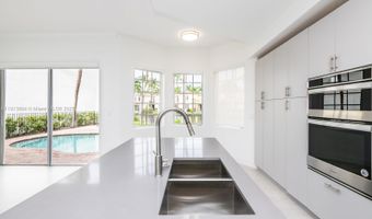 20729 NE 32nd Ave, Aventura, FL 33180