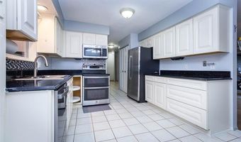 1454 Pine Valley Blvd, Ann Arbor, MI 48104