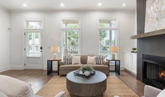 1233 Parkstead Ln, Alpharetta, GA 30004