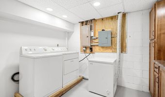 2104 W Oakland Ave, Austin, MN 55912
