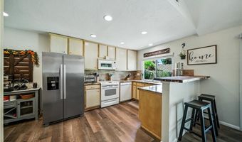 2113 David Dr, Escondido, CA 92026