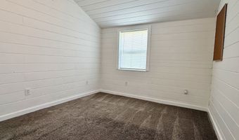 607 Ellenhurst Dr, Anderson, IN 46012