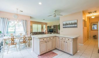 19 Fountain View Dr, Barnegat, NJ 08005