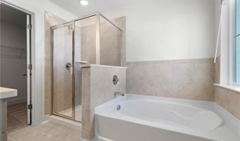 64 Auburn Woods Dr, Auburn, GA 30011