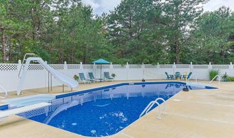 29 Weatherdeck Dr, Bourne, MA 02532