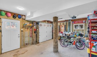 210 Longview Dr, Bayville, NJ 08721