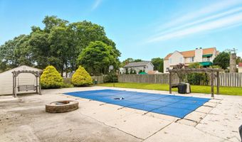 210 Coolidge Ave, Absecon, NJ 08201