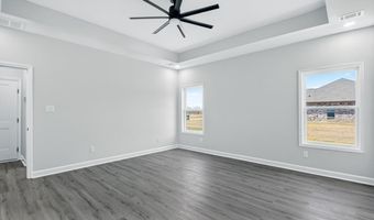 1112 Duke Dr, Bauxite, AR 72011