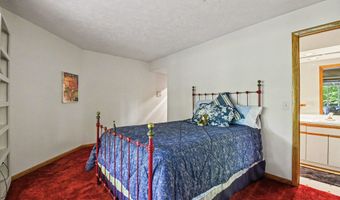 1843 Timber Trail Dr SE, Ada, MI 49301