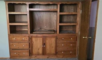 309 5th St SW, Austin, MN 55912