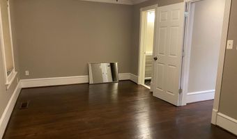 915 C St SE, Washington, DC 20003