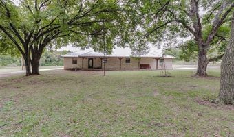 409 S Hubbard St, Alvord, TX 76225