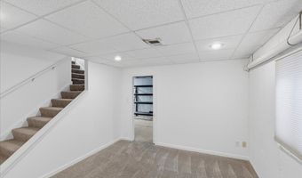 58 W OLD MILL Trl, Antioch, IL 60002