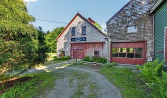 18 Cobb Rd, Belfast, ME 04915
