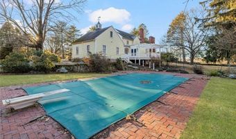 555 Great Rd, Lincoln, RI 02865