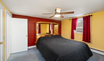 1737 Wampanoag Trl, Barrington, RI 02806