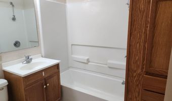 523 N Jackson St, Aberdeen, SD 57401