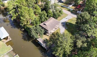 5037 Oklahoma St, Bay St. Louis, MS 39520