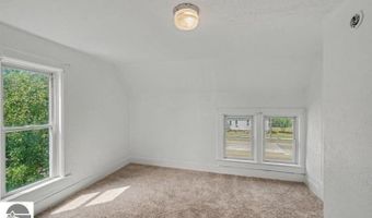 221 W Center St, Alma, MI 48801