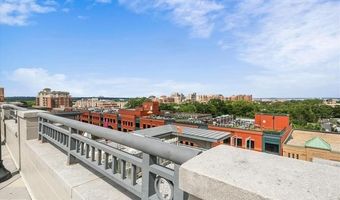 1021 N GARFIELD St 215, Arlington, VA 22201