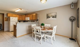 1521 SE Delaware Ave 4, Ankeny, IA 50021
