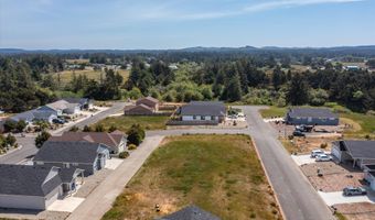 728 SEACREST Dr, Bandon, OR 97411