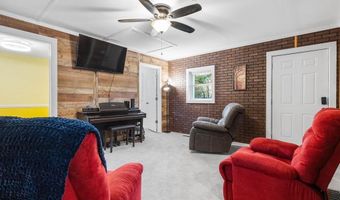 34 Lewis St, Anderson, SC 29624