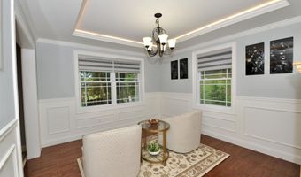 79 New Boston Rd, Bedford, NH 03110