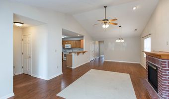 225 Waterford Ct, Avon, IN 46123