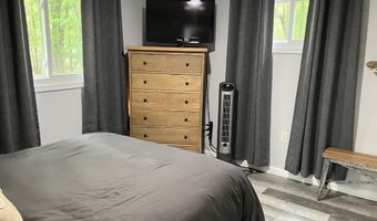 42 Hillcrest Dr, Albrightsville, PA 18210