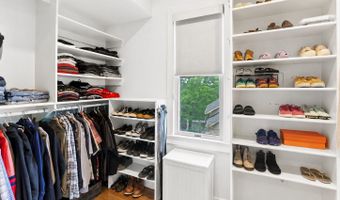 5213 CATHEDRAL Ave NW, Washington, DC 20016