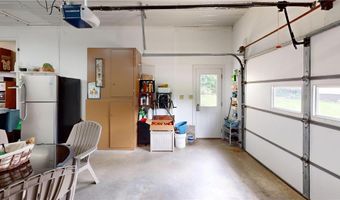 23096 Bluegrass Rd, Albert Lea, MN 56007