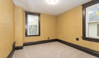 258 Oberlin Ct, Akron, OH 44311